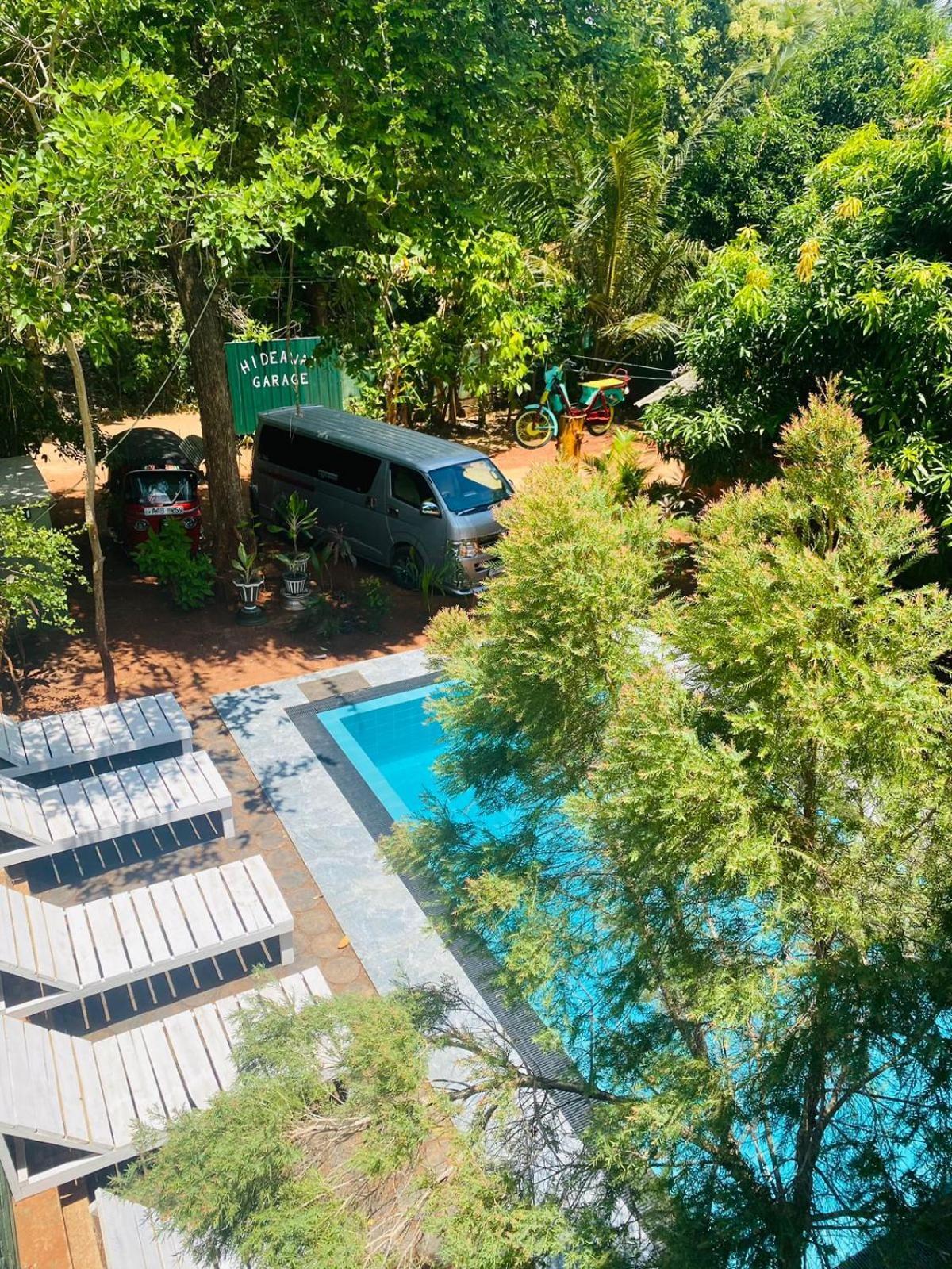 דמבולה Hotel Hideaway Garage מראה חיצוני תמונה
